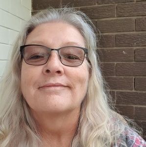 Meet your Posher, Lee